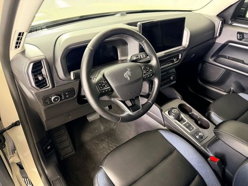 Used 2025 Ford Bronco Sport Outer Banks image 30