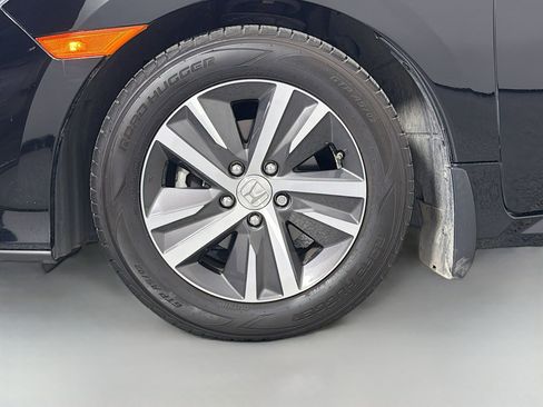 Used 2021 Honda Civic LX image 11