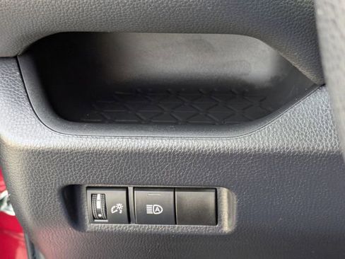 Used 2023 Toyota RAV4 XLE image 23