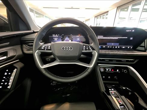 Certified 2025 Audi Q5 Premium w/ Premium Plus AWD/4WD image 6