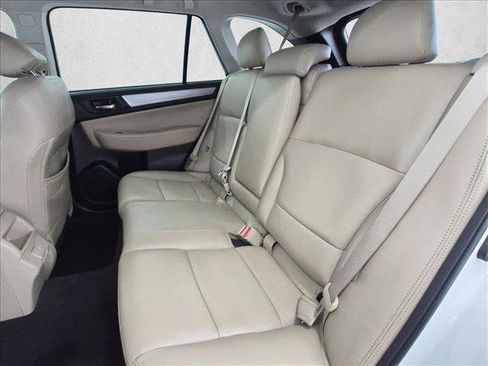 Used 2019 Subaru Outback 2.5i Premium AWD/4WD image 20