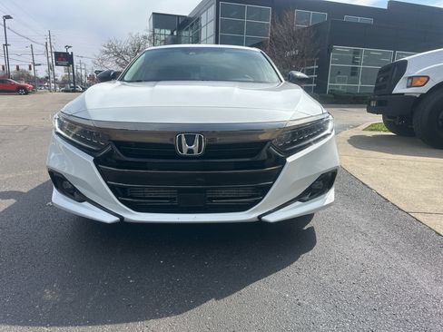 Used 2022 Honda Accord Sport Special Edition image 9