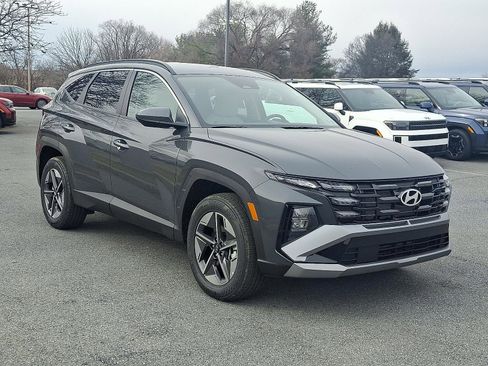 New 2026 Hyundai Tucson SEL image 2