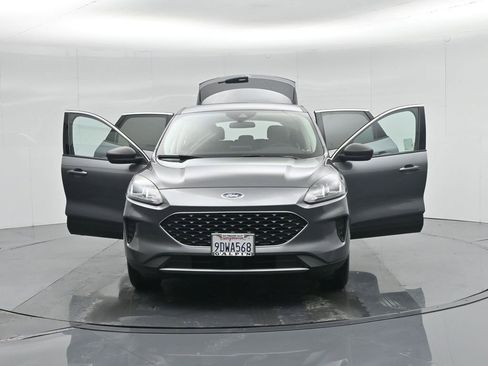 Certified 2022 Ford Escape SE w/ Convenience Package image 36