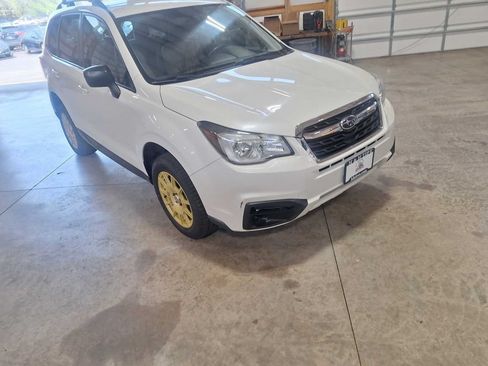 Used 2018 Subaru Forester 2.5i w/ Alloy Wheel Package AWD/4WD image 10