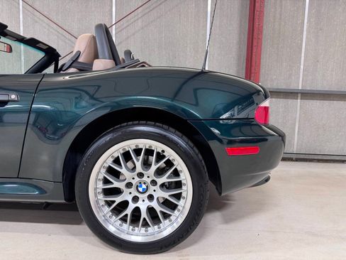 Used 2001 BMW Z3 3.0i RWD image 12