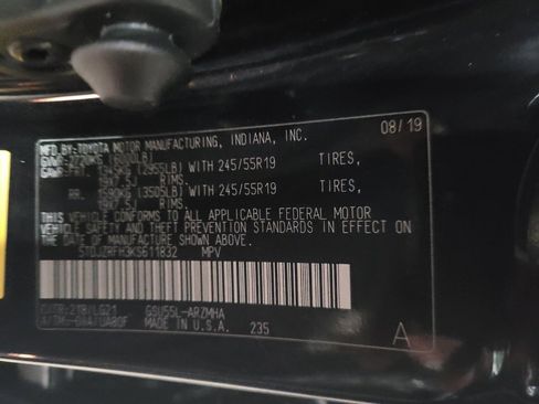 Used 2019 Toyota Highlander SE image 33