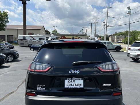 Used 2019 Jeep Cherokee Latitude w/ Popular Appearance Group AWD/4WD image 59