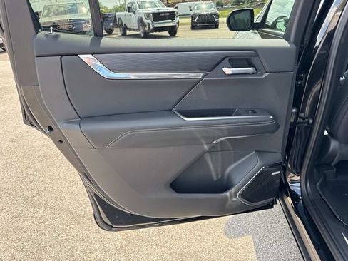 New 2026 GMC Acadia Elevation w/ Elevation Premium Package FWD image 15