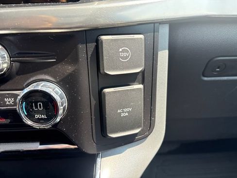 Used 2021 Ford F150 Lariat AWD/4WD image 36