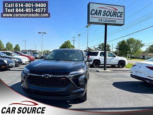 Used 2024 Chevrolet Trax RS w/ Driver Confidence Package FWD image 1
