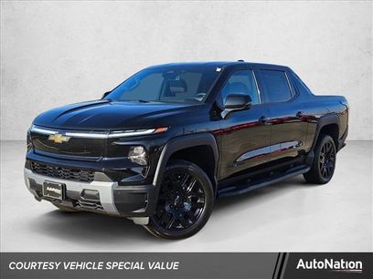 New 2025 Chevrolet Silverado EV LT w/ LPO, Dark Package Plus