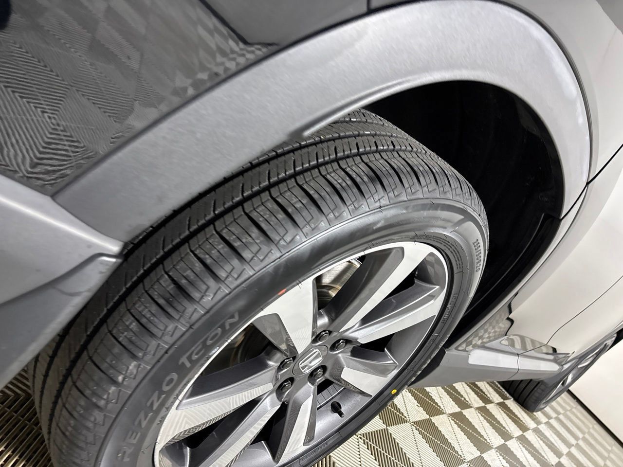 Used 2024 Honda Pilot Touring image 36