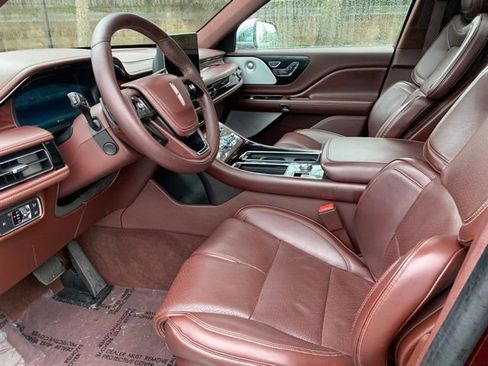 Used 2021 Lincoln Aviator Black Label w/ Dynamic Handling Package image 13