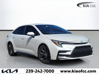 Used 2023 Toyota Corolla SE w/ SE Premium Package FWD video 1