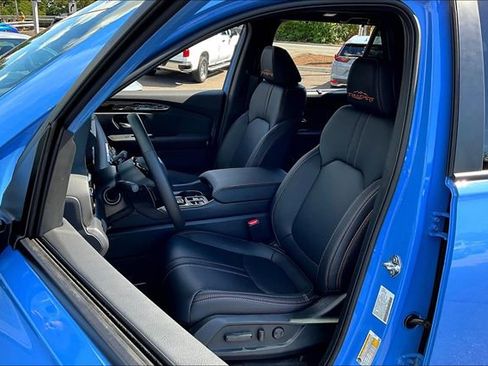 New 2025 Honda Pilot TrailSport image 9