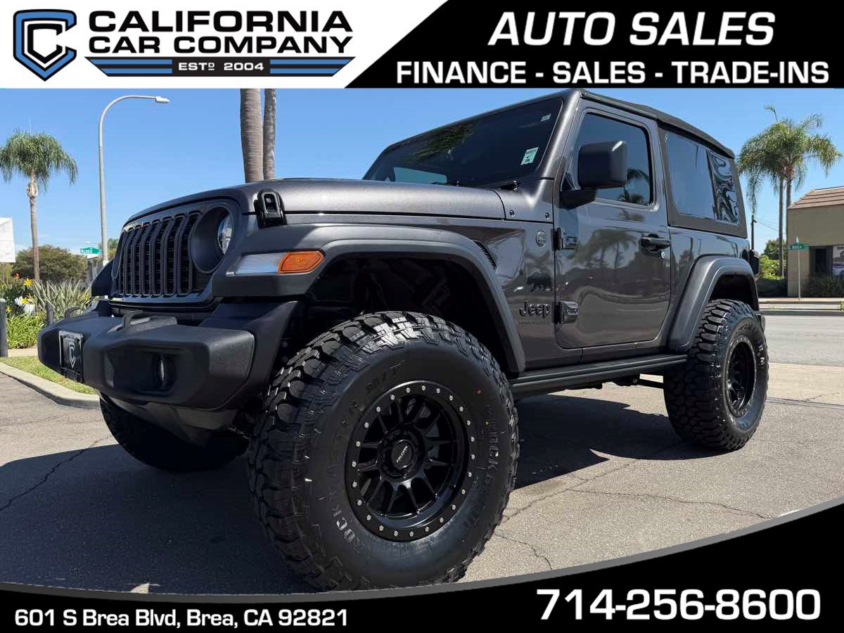 Used 2024 Jeep Wrangler Sport AWD/4WD image 1