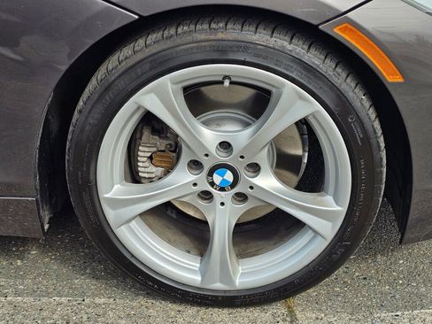 Used 2011 BMW Z4 sDrive30i image 9