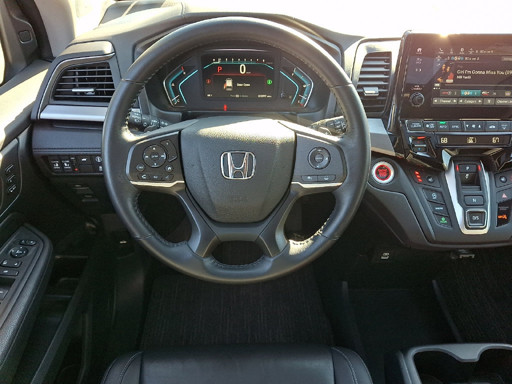 Used 2023 Honda Odyssey EX-L image 2