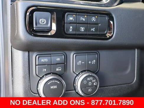 New 2026 GMC Yukon Denali w/ Sun & Power Step Package image 25