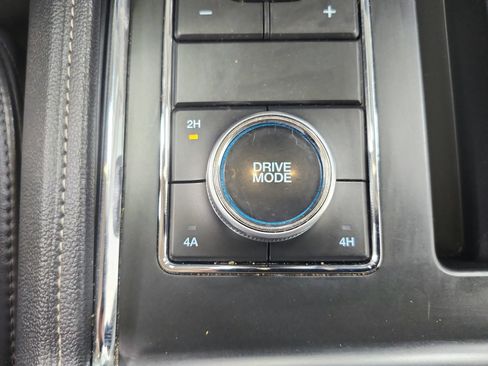 Used 2024 Ford Expedition Max XLT AWD/4WD image 29