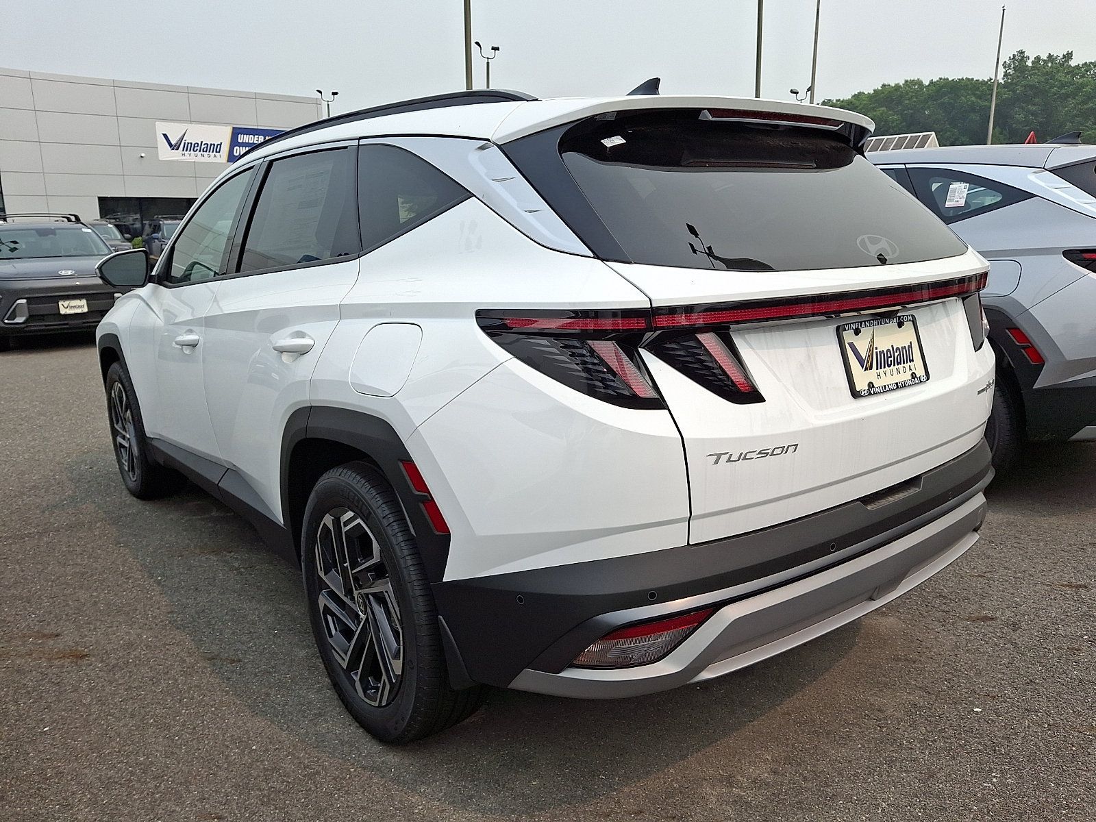 New 2026 Hyundai Tucson Limited AWD/4WD image 3