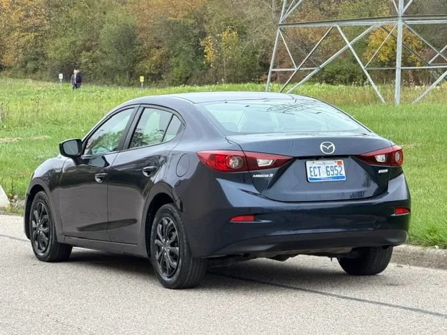 Used 2016 MAZDA MAZDA3 i Sport FWD image 17