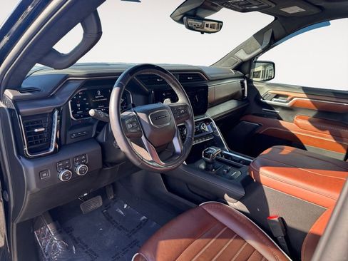Used 2024 GMC Sierra 1500 Denali Ultimate image 16