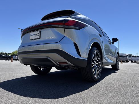 Used 2025 Lexus RX 350 Premium Plus w/ Convenience Package FWD image 9