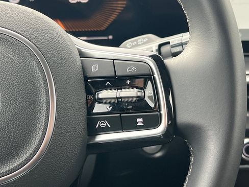 Certified 2025 Kia Sorento S image 40