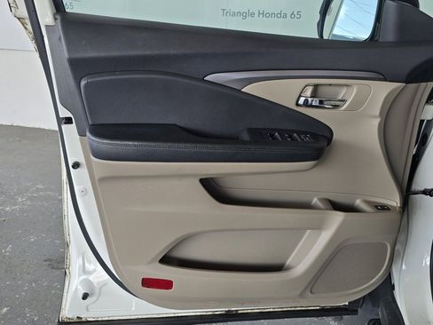Used 2017 Honda Pilot EX-L image 8