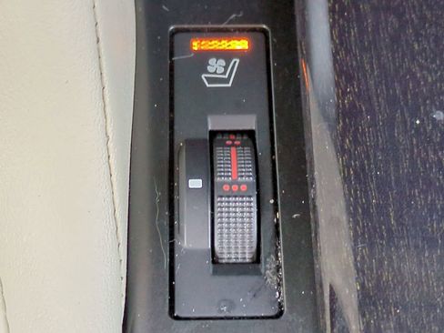 Used 2022 Lexus GX 460 Luxury image 24