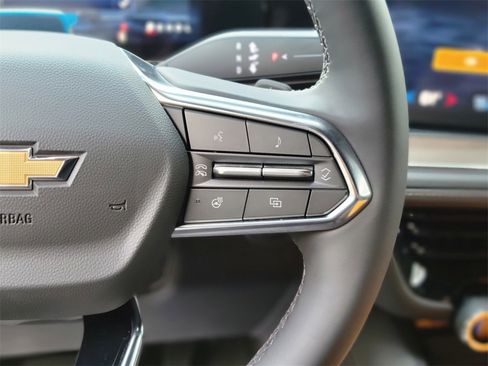 New 2025 Chevrolet Suburban High Country image 28