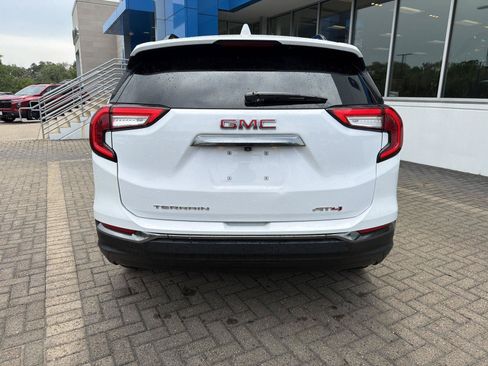 Used 2023 GMC Terrain AT4 AWD/4WD image 4
