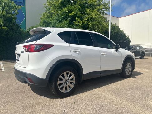 Used 2016 MAZDA CX-5 Touring w/ Bose/Moonroof Package FWD image 5