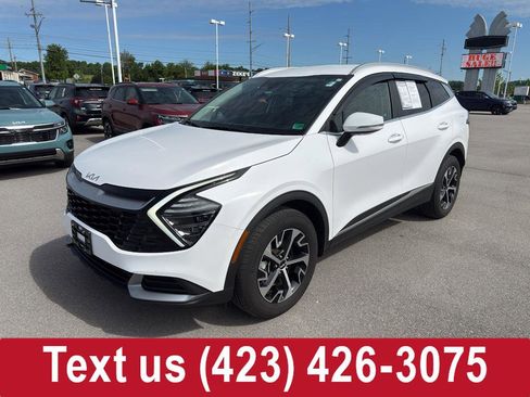 Used 2024 Kia Sportage EX AWD/4WD image 1