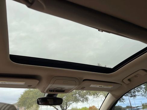 Used 2019 GMC Acadia Denali w/ Technology Package image 25