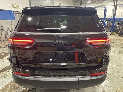 New 2026 Jeep Grand Cherokee L Limited AWD/4WD image 3