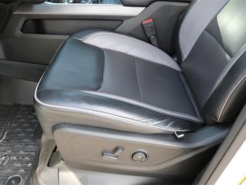 Used 2021 RAM 1500 Lone Star image 12