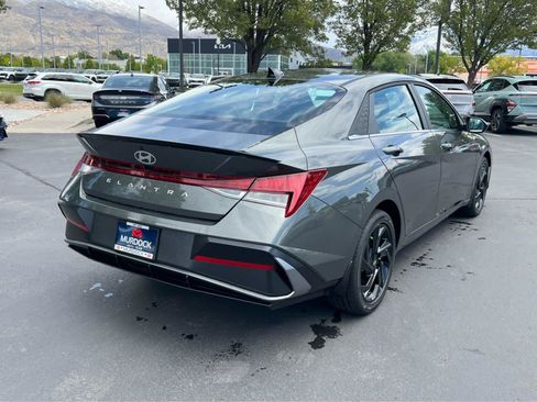 New 2026 Hyundai Elantra SEL Sport w/ Cargo Package FWD image 8