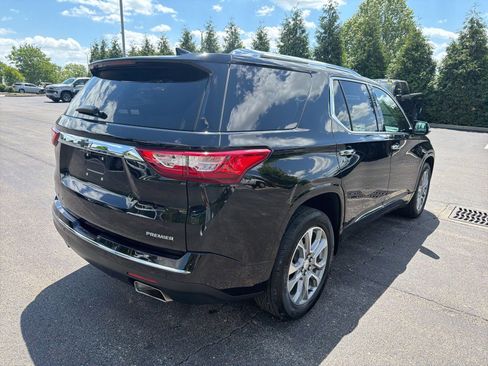 Used 2020 Chevrolet Traverse Premier w/ LPO, Cargo Package AWD/4WD image 5