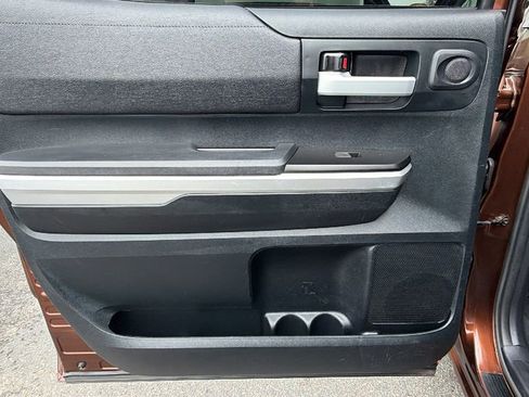 Used 2017 Toyota Tundra SR5 image 14