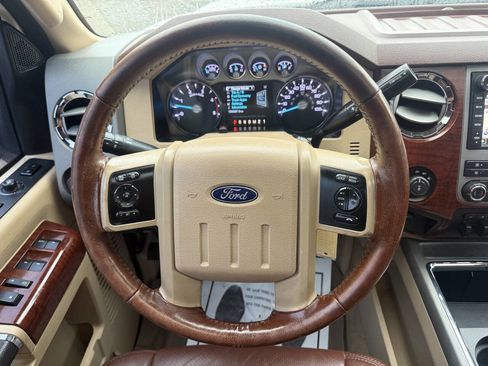 Used 2012 Ford F350 King Ranch w/ King Ranch w/Chrome Pkg AWD/4WD image 9