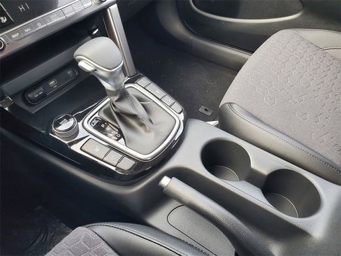 New 2026 Kia Seltos S image 25