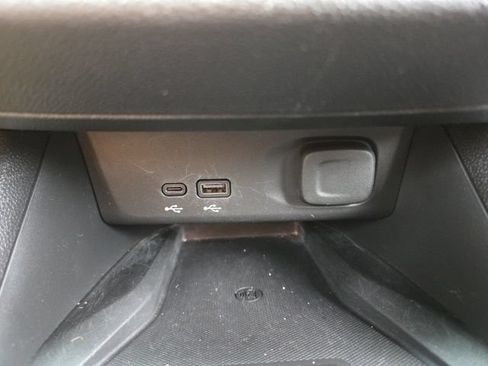Used 2024 Buick Envista Sport Touring w/ Convenience I Package FWD image 14