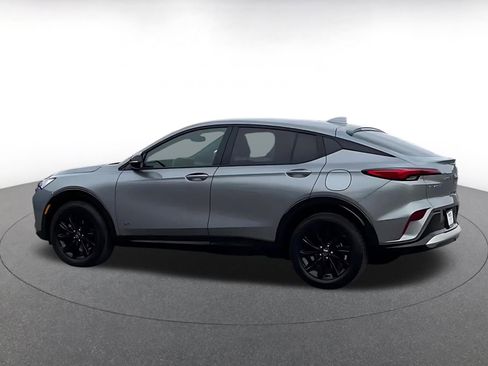 Used 2025 Buick Envista Sport Touring image 10