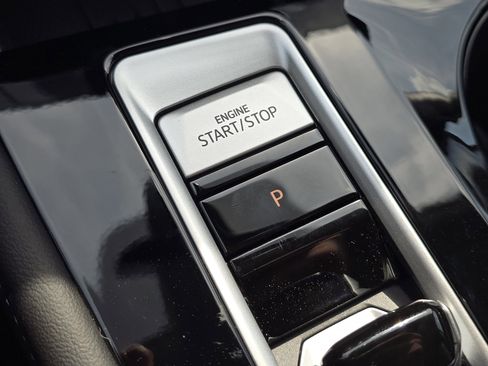 New 2026 Volkswagen Atlas SE AWD/4WD image 10