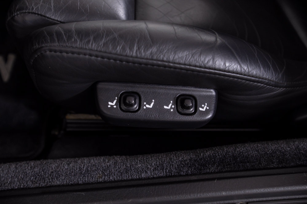 Used 1993 Nissan 300ZX Convertible RWD image 25