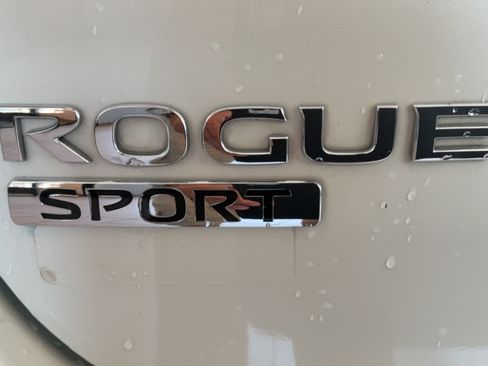 Used 2021 Nissan Rogue Sport SL w/ Premium Package FWD image 41
