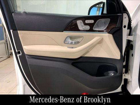 Used 2020 Mercedes-Benz GLE 350 4MATIC image 23